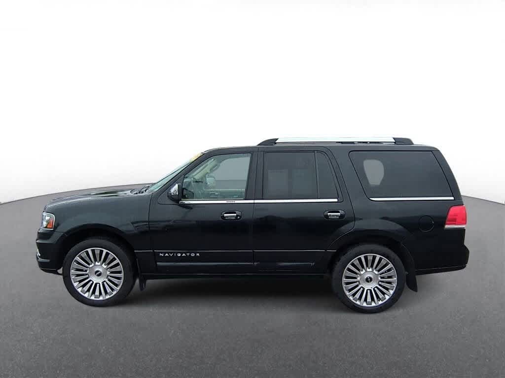 Thumbnail: 2017 Lincoln Navigator - 5