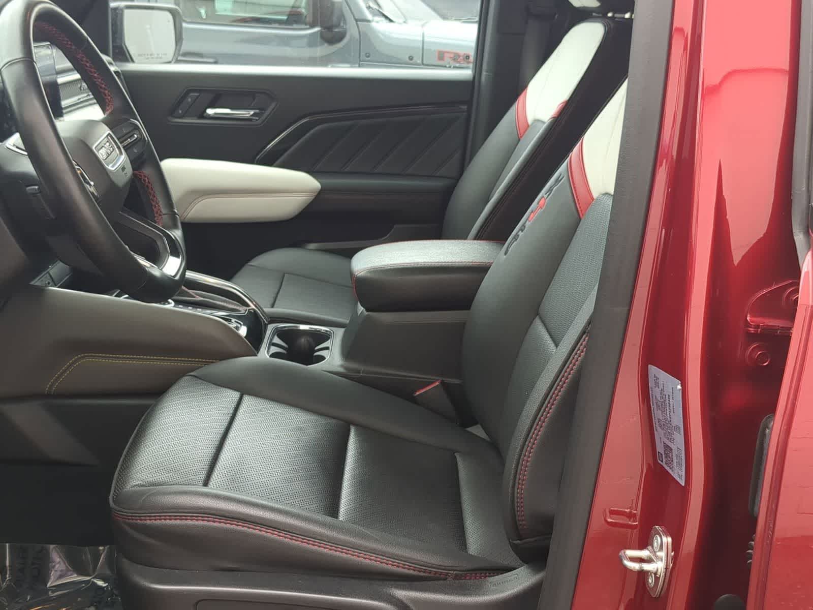 Thumbnail: 2023 GMC Canyon - 16