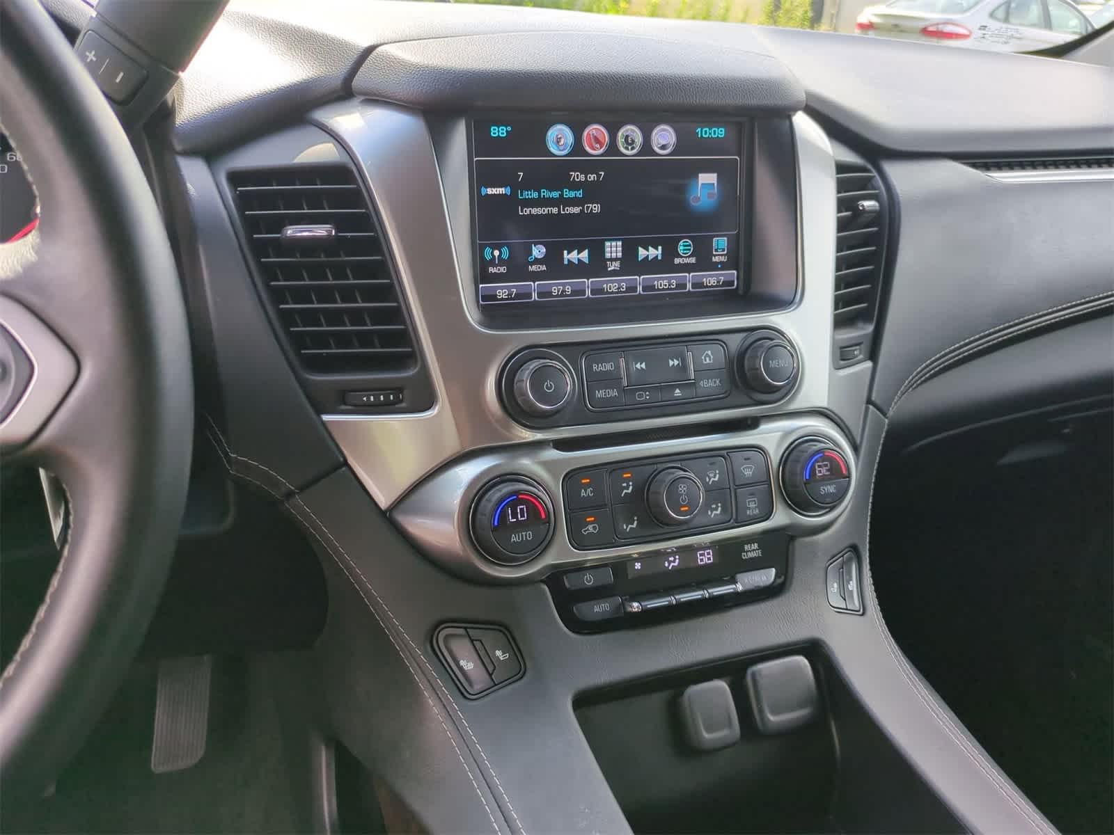 Thumbnail: 2017 Chevrolet Tahoe - 24