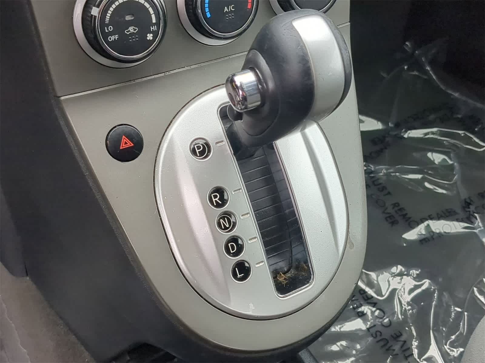 Thumbnail: 2011 Nissan Sentra - 35