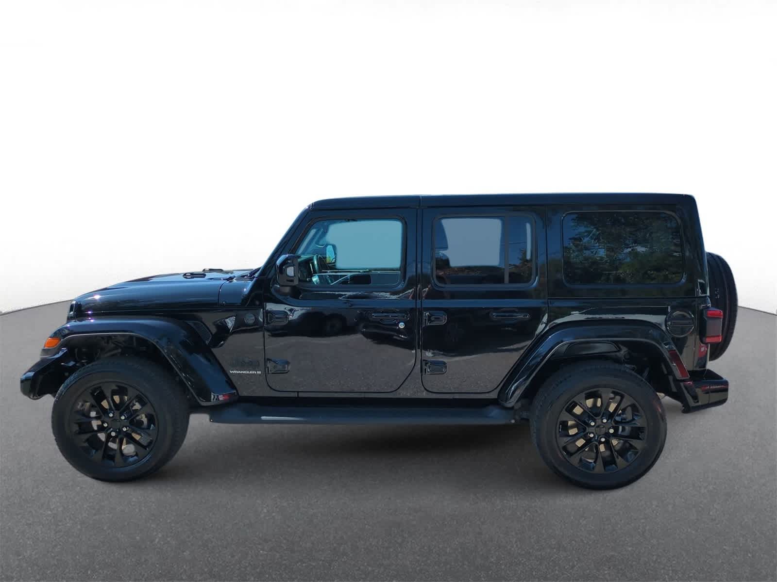 Thumbnail: 2023 Jeep Wrangler - 5