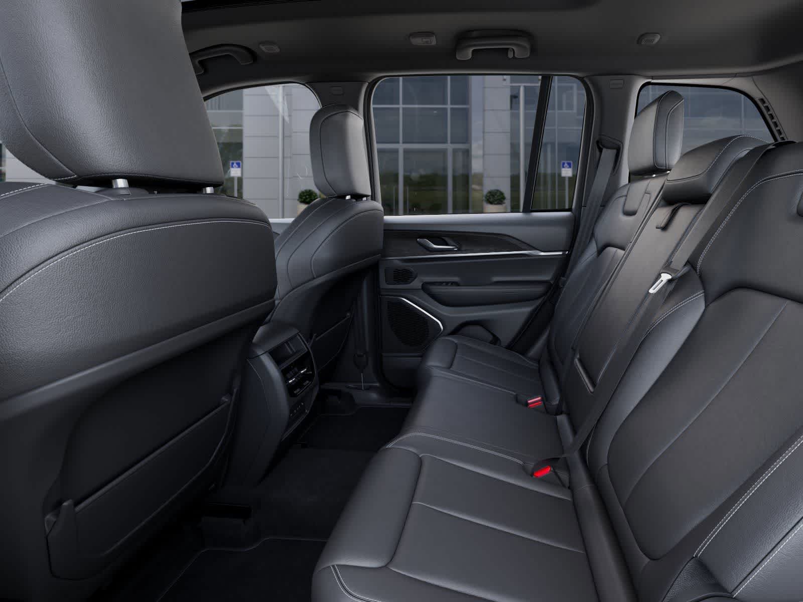 Thumbnail: 2026 Jeep Grand Cherokee - 23