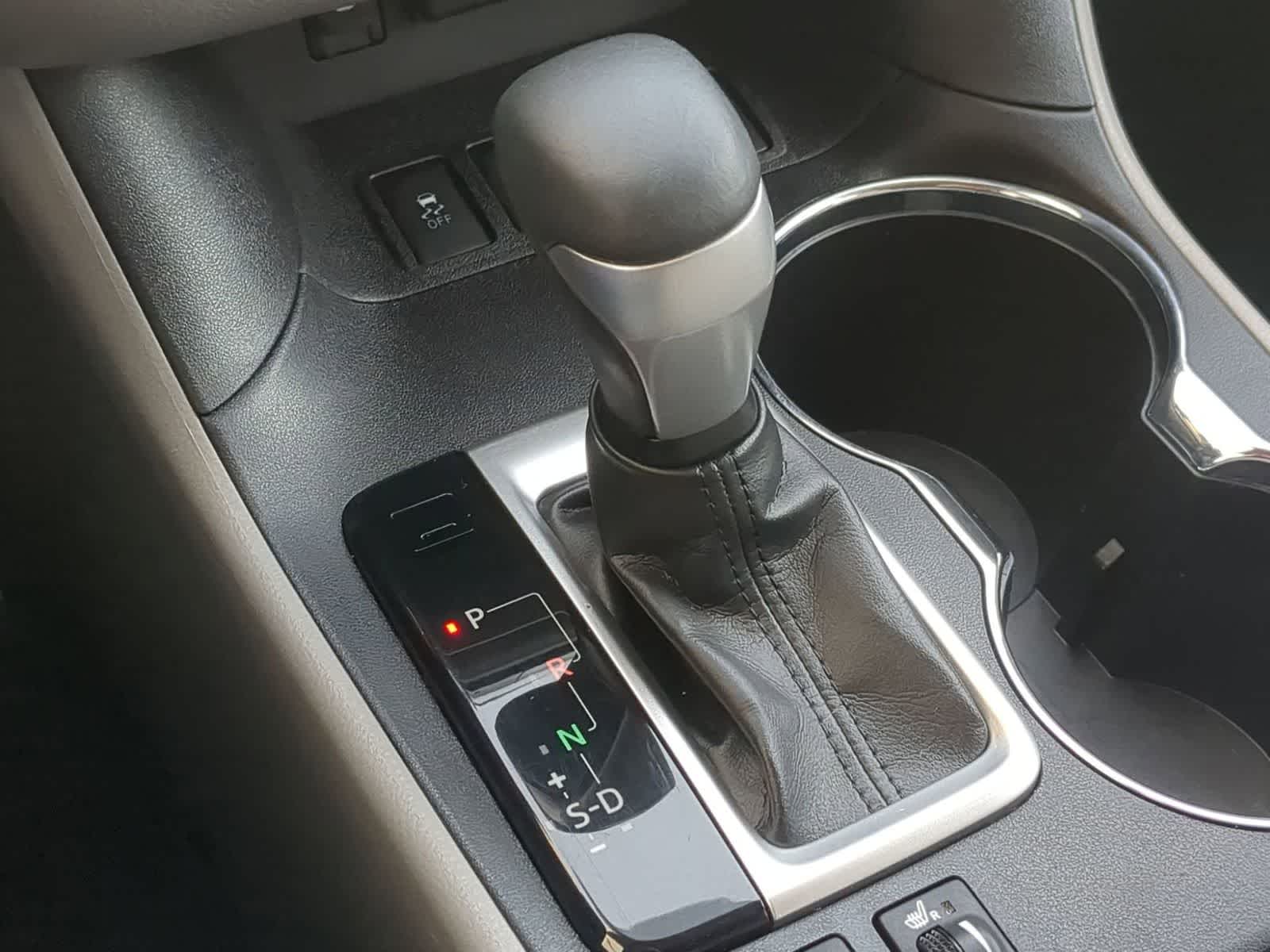 Thumbnail: 2019 Toyota Highlander - 30