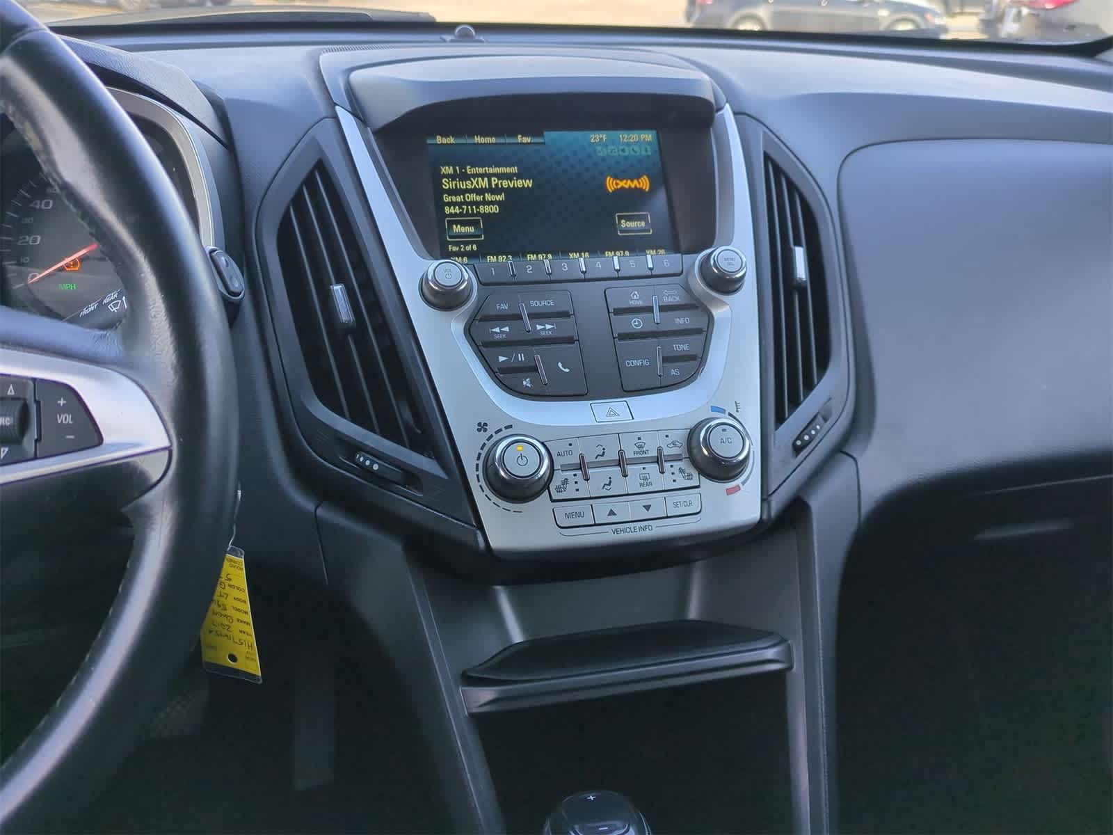 2017 Chevrolet Equinox LT 25
