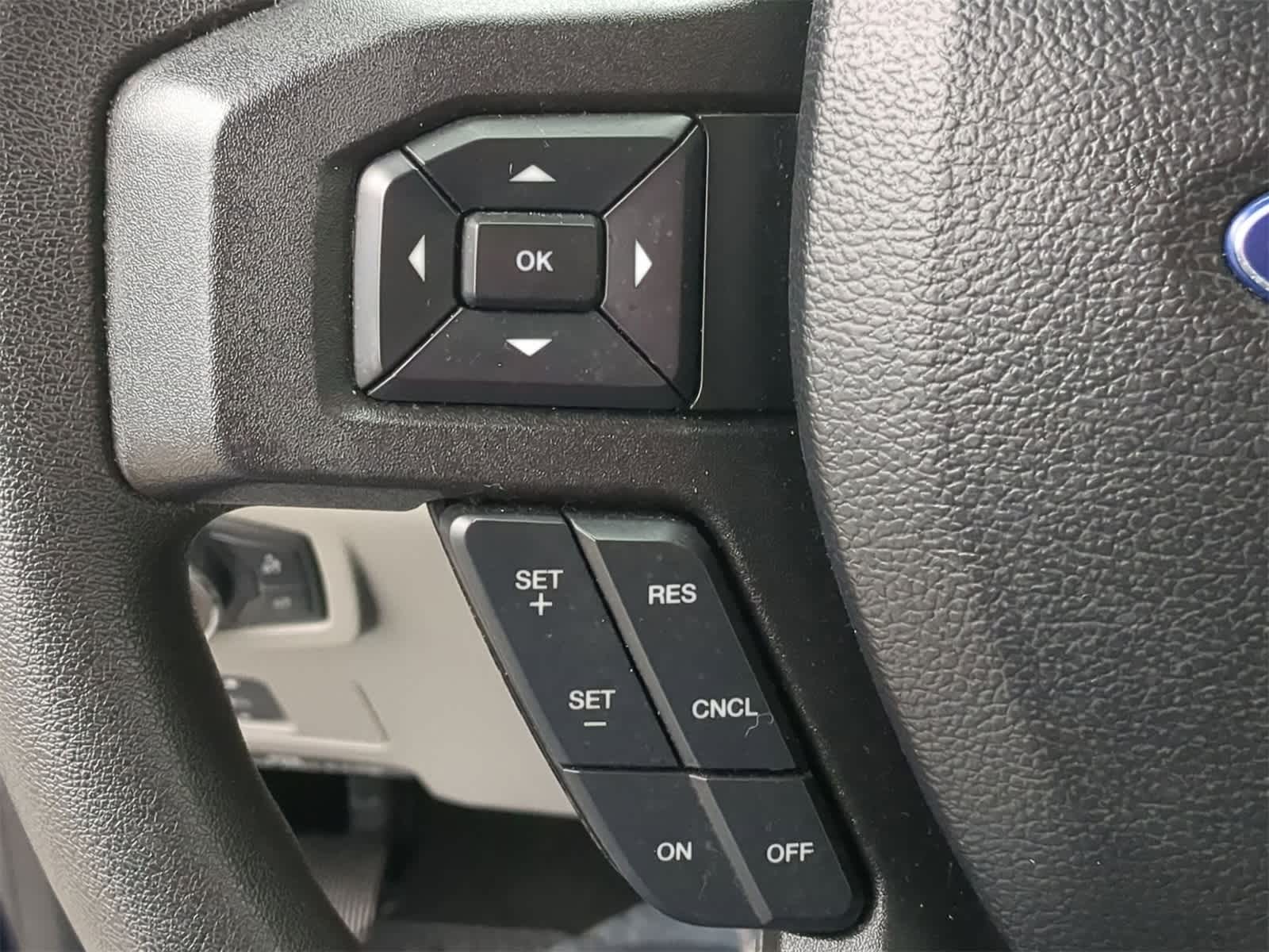 Thumbnail: 2019 Ford Econoline - 30