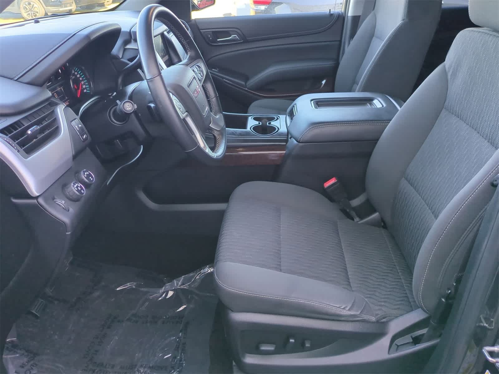 Thumbnail: 2017 GMC Yukon XL - 16