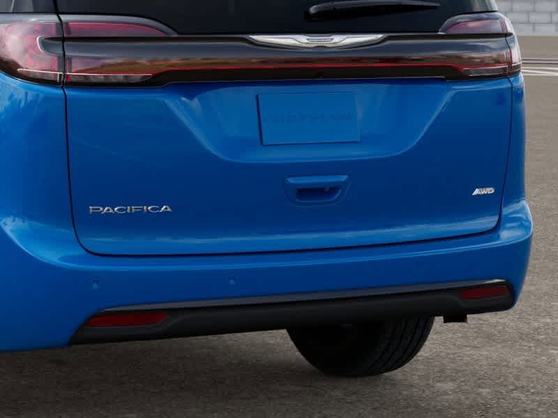 Thumbnail: 2026 Chrysler Pacifica - 13