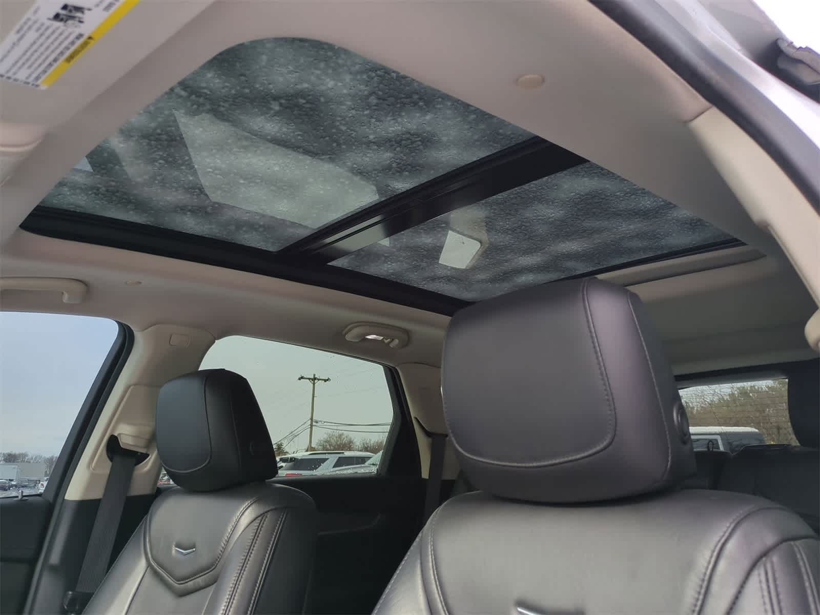 Thumbnail: 2019 Cadillac XT5 - 19