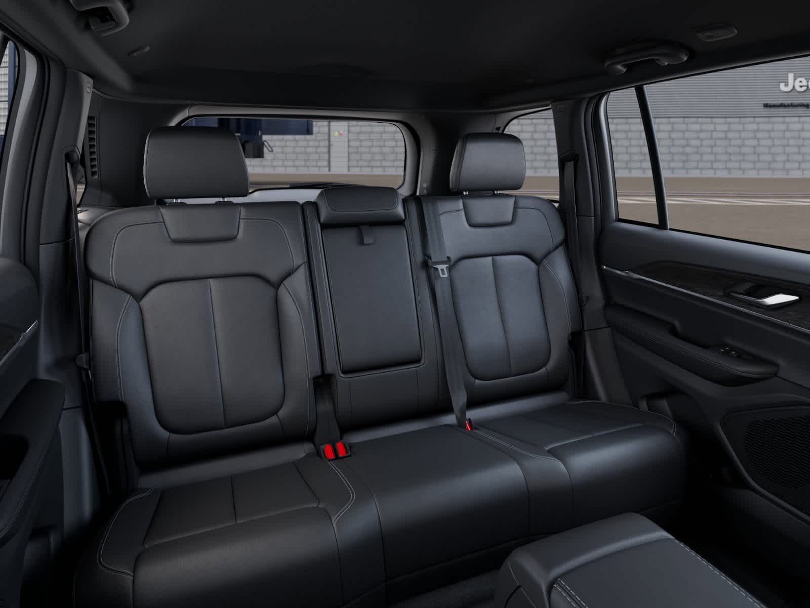 Thumbnail: 2025 Jeep Grand Cherokee - 15