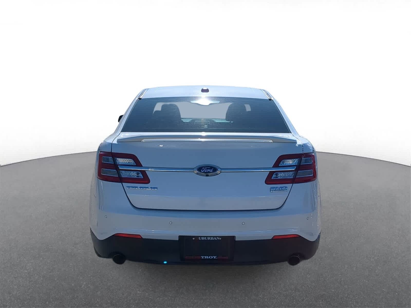 Thumbnail: 2016 Ford Taurus - 7