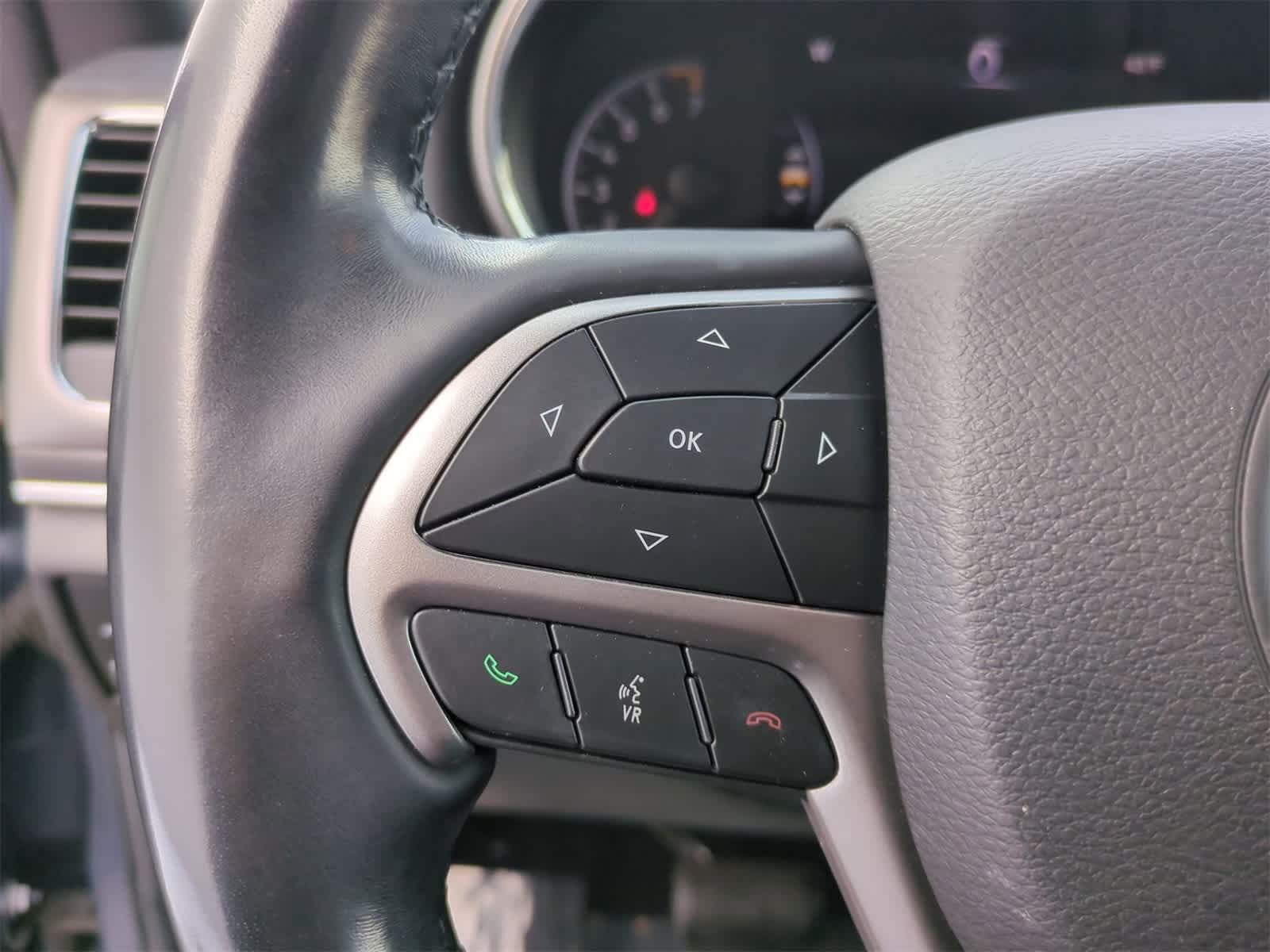 Thumbnail: 2019 Jeep Grand Cherokee - 24