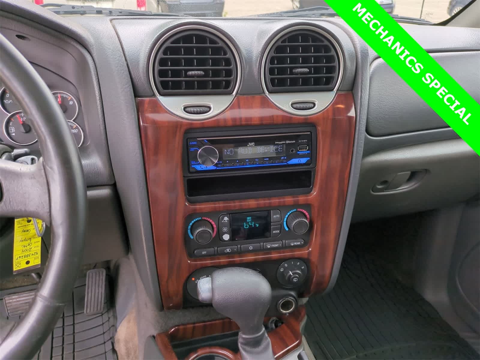 Thumbnail: 2004 GMC Envoy - 25