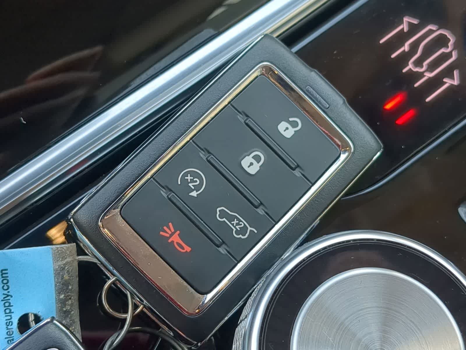 Thumbnail: 2023 Jeep Grand Cherokee - 34