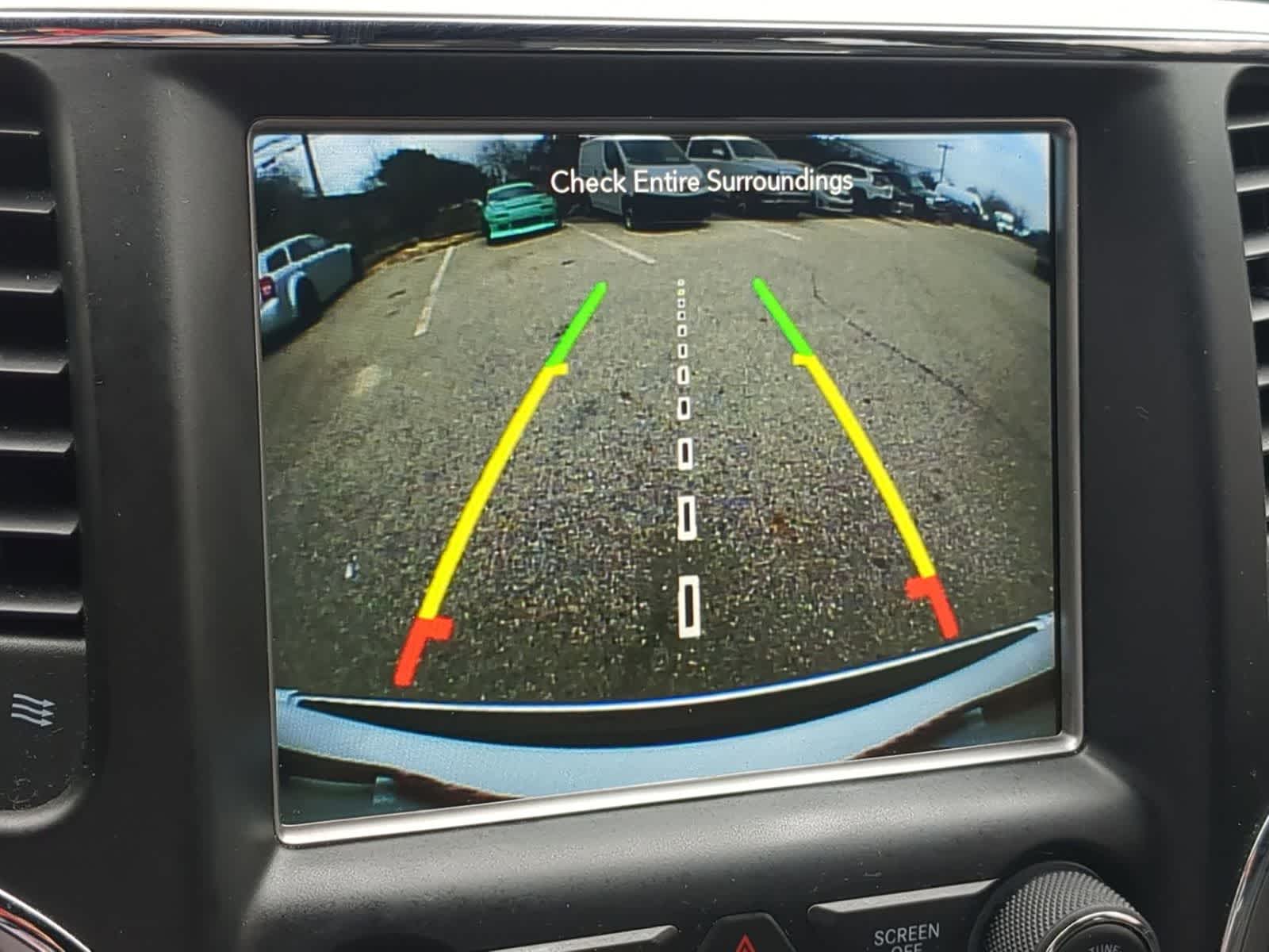 Thumbnail: 2018 Jeep Grand Cherokee - 28