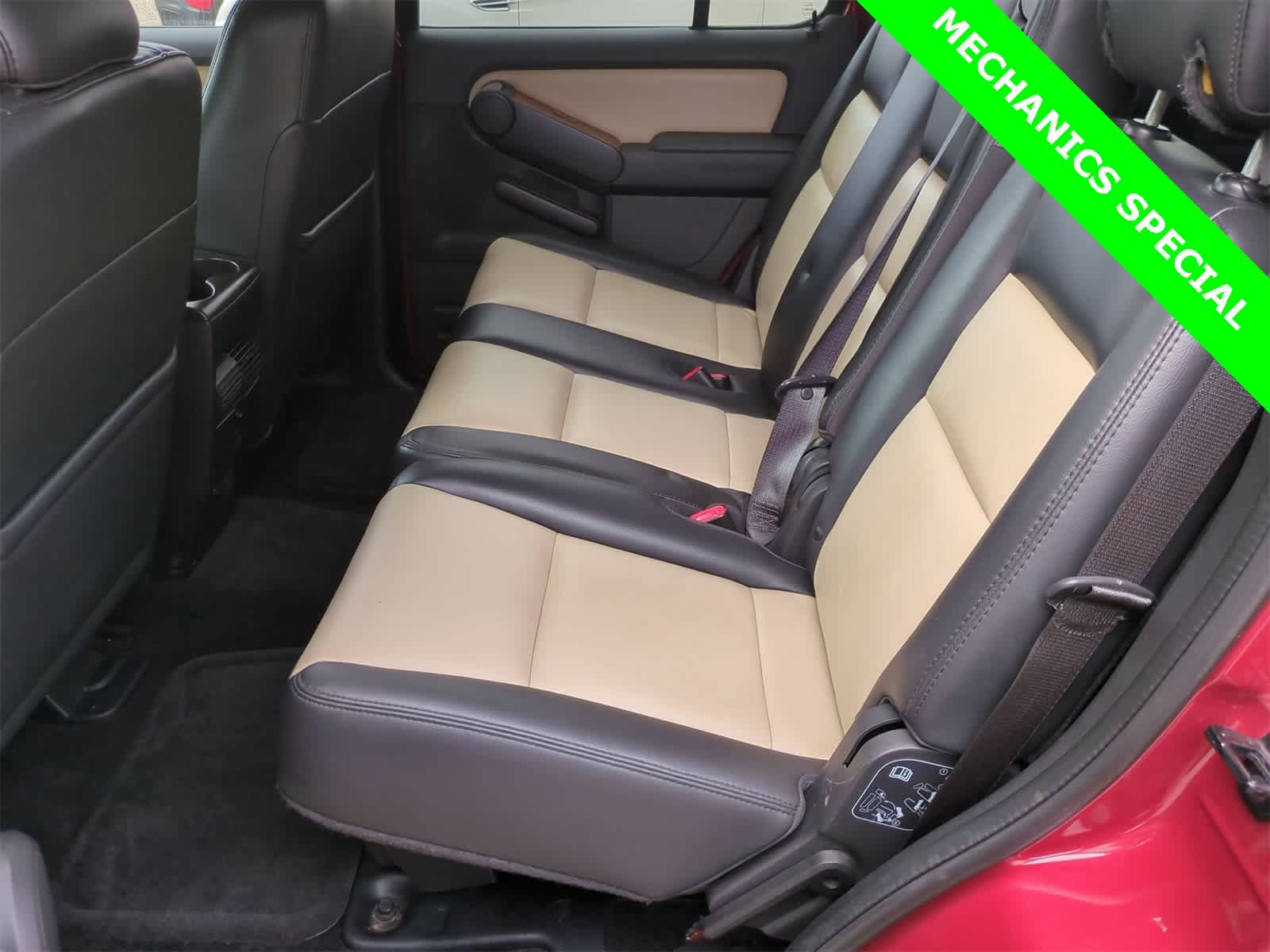 Thumbnail: 2010 Ford Explorer - 18