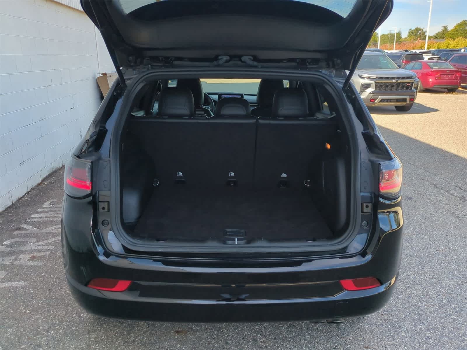 Thumbnail: 2022 Jeep Compass - 35