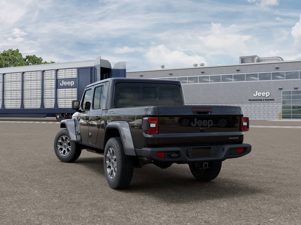 New 2026 Jeep Gladiator Sahara Pickup