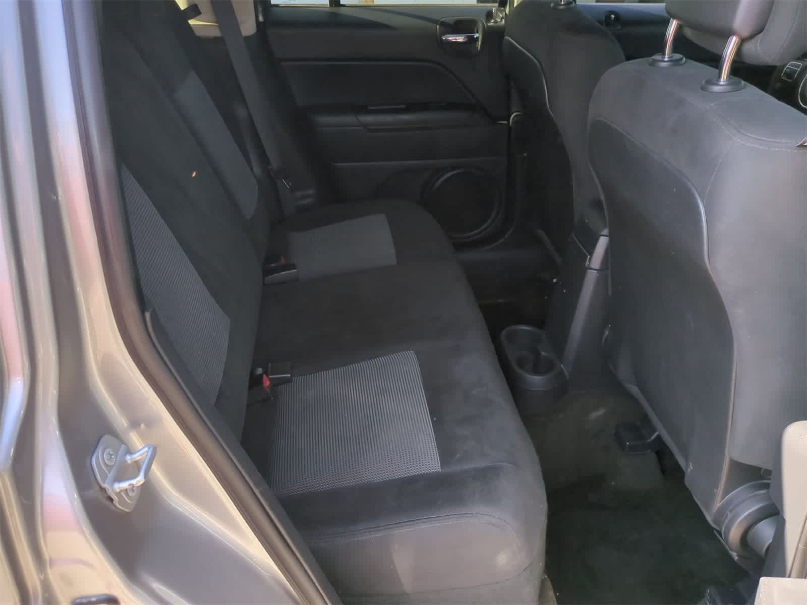 Thumbnail: 2016 Jeep Patriot - 18