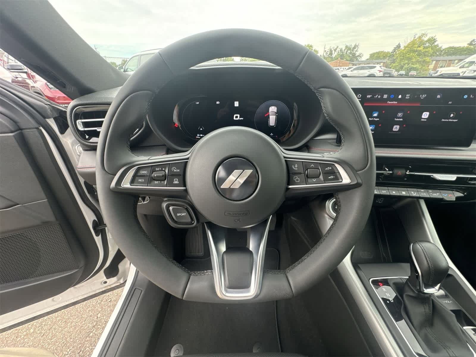 Thumbnail: 2024 Dodge Hornet - 25