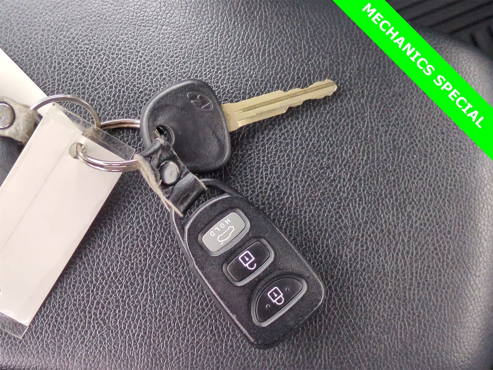 Thumbnail: 2011 Hyundai Elantra - 29