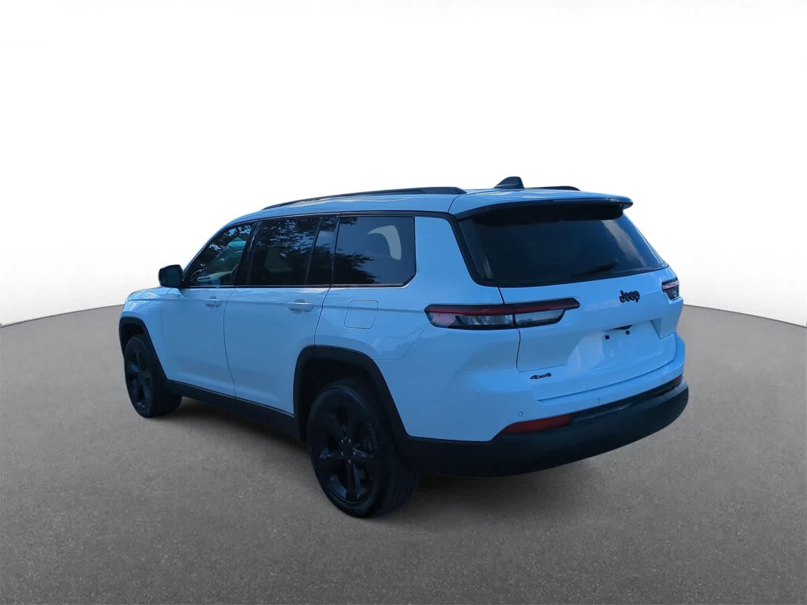 Thumbnail: 2023 Jeep Grand Cherokee L - 6