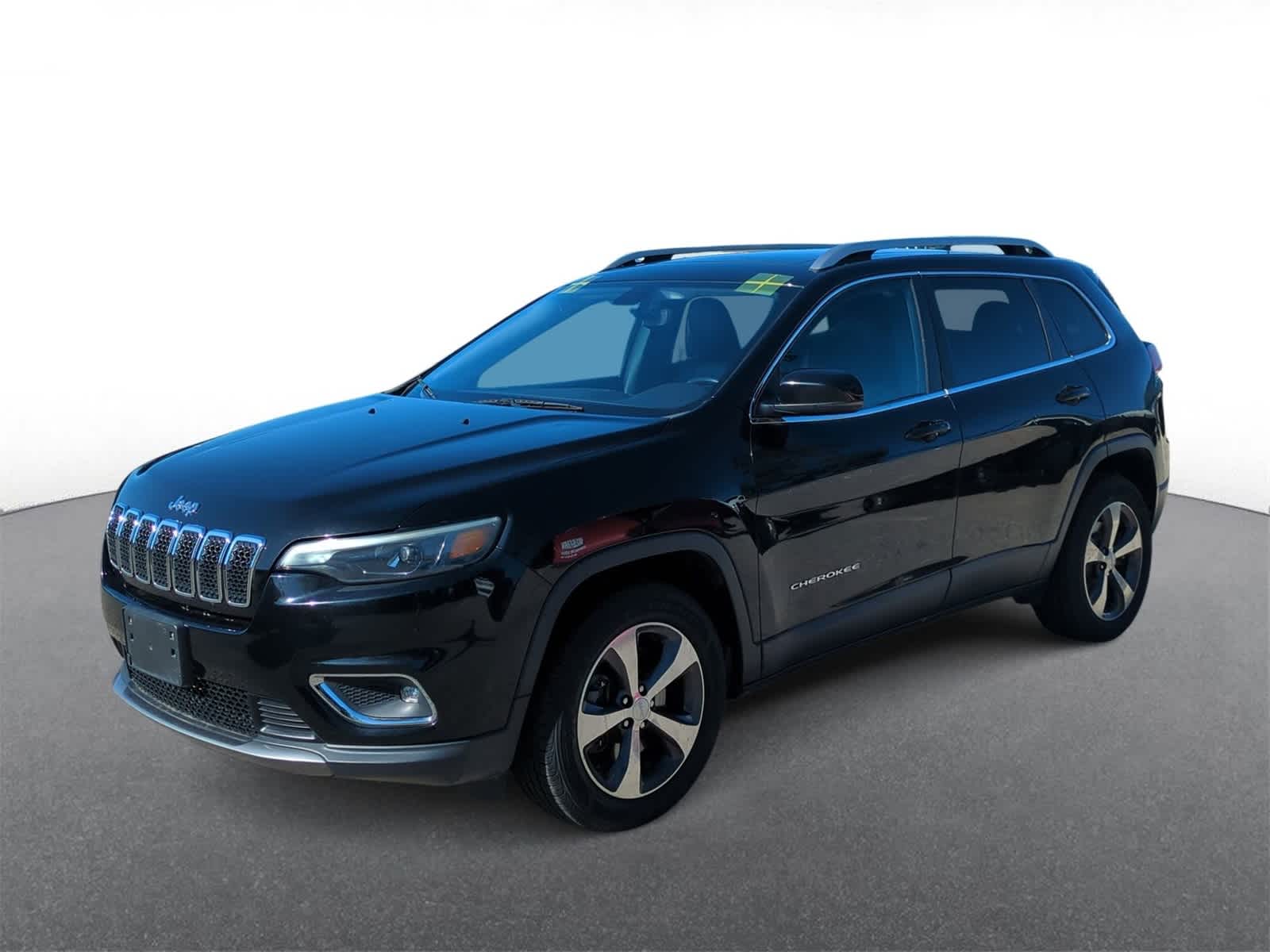 Thumbnail: 2019 Jeep Cherokee - 4