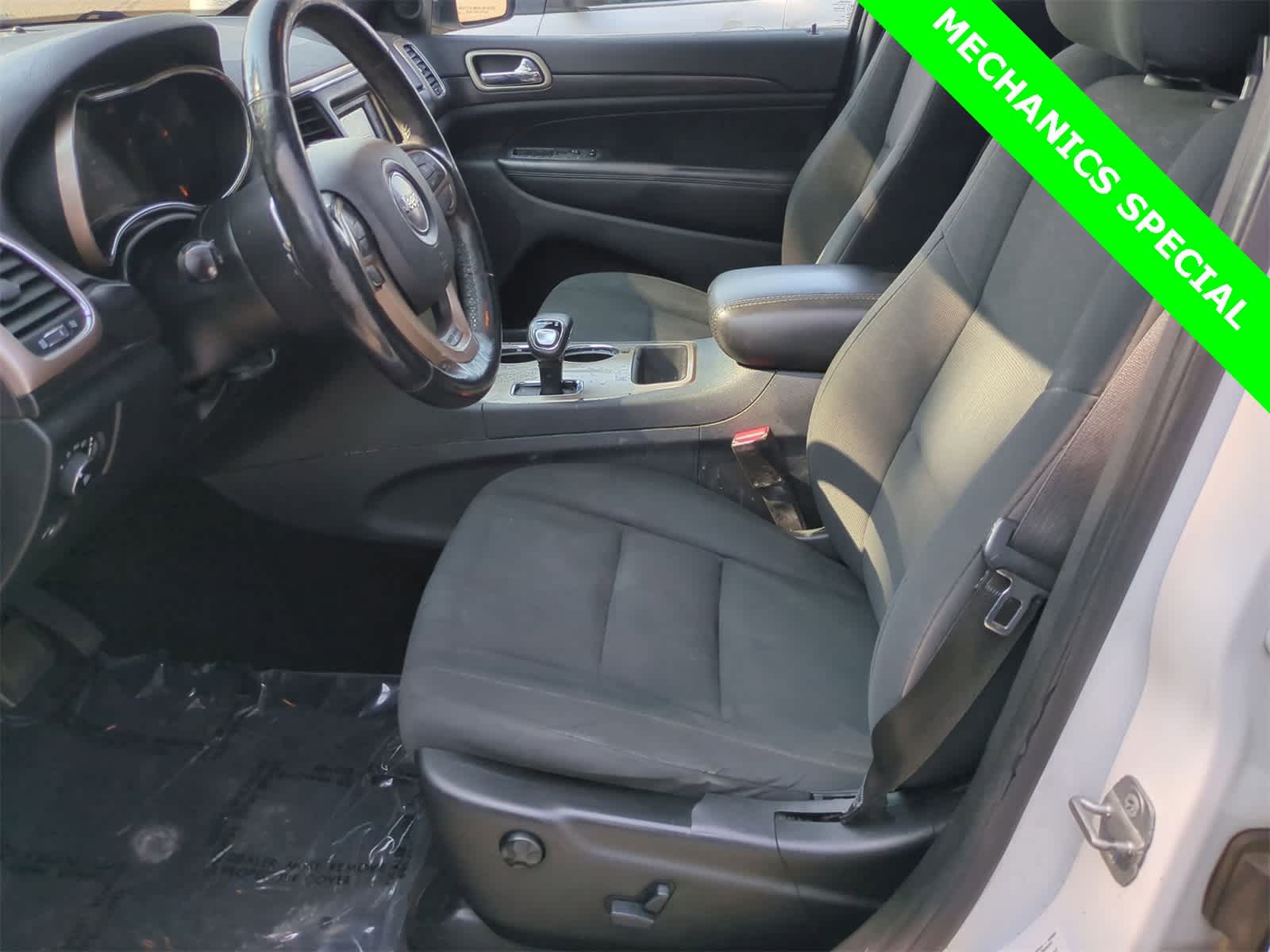 Thumbnail: 2014 Jeep Grand Cherokee - 15