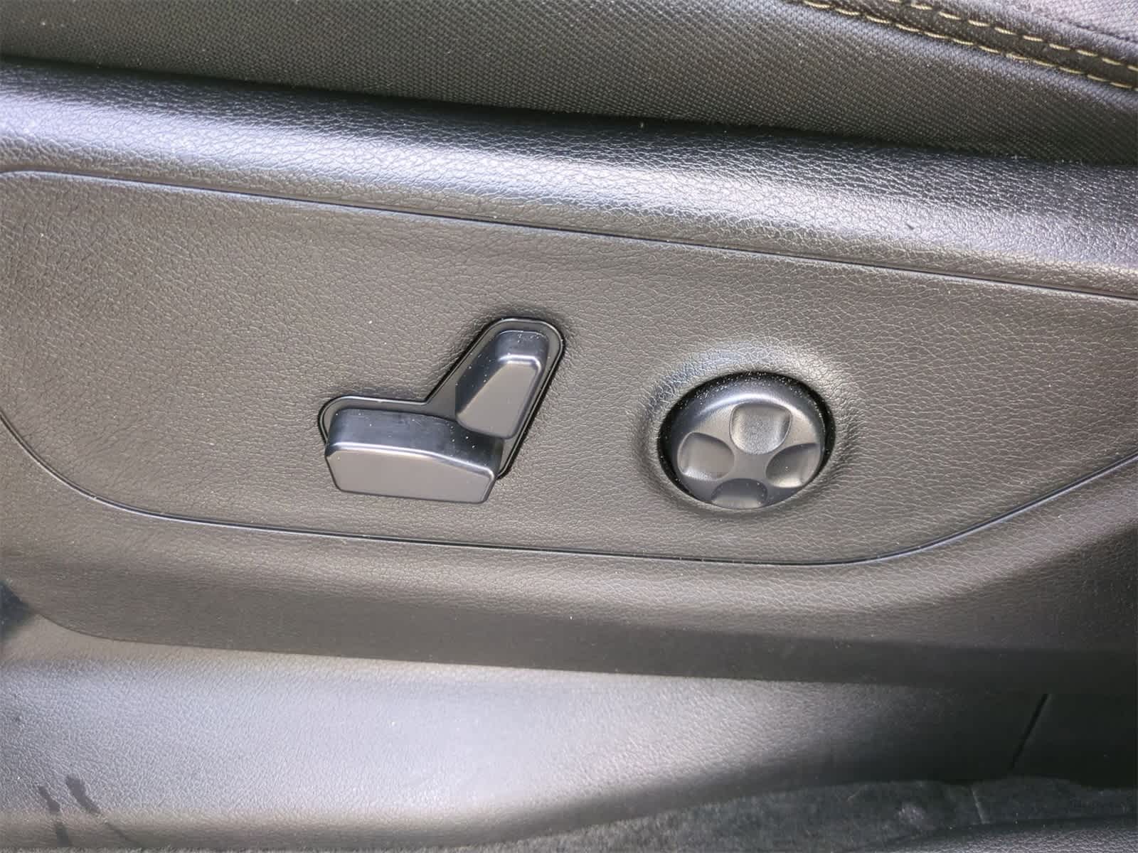 Thumbnail: 2021 RAM 1500 - 17