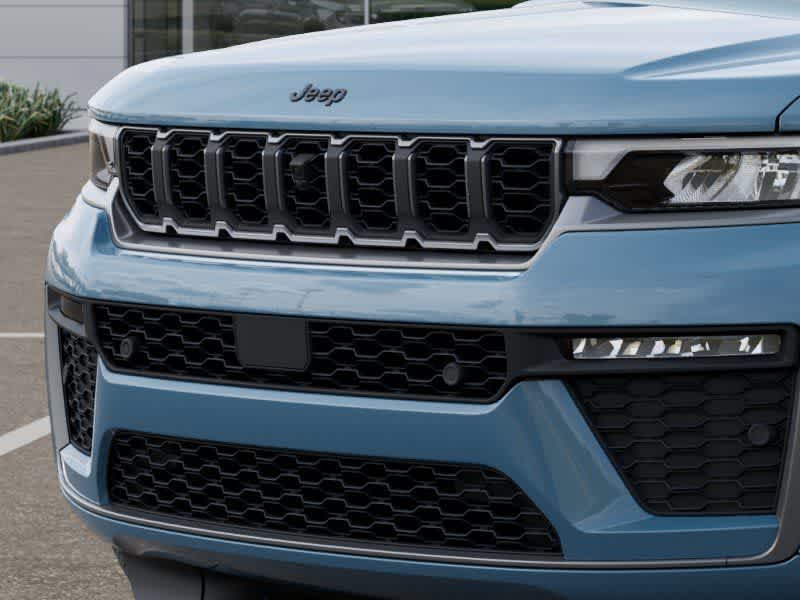 Thumbnail: 2026 Jeep Grand Cherokee - 11
