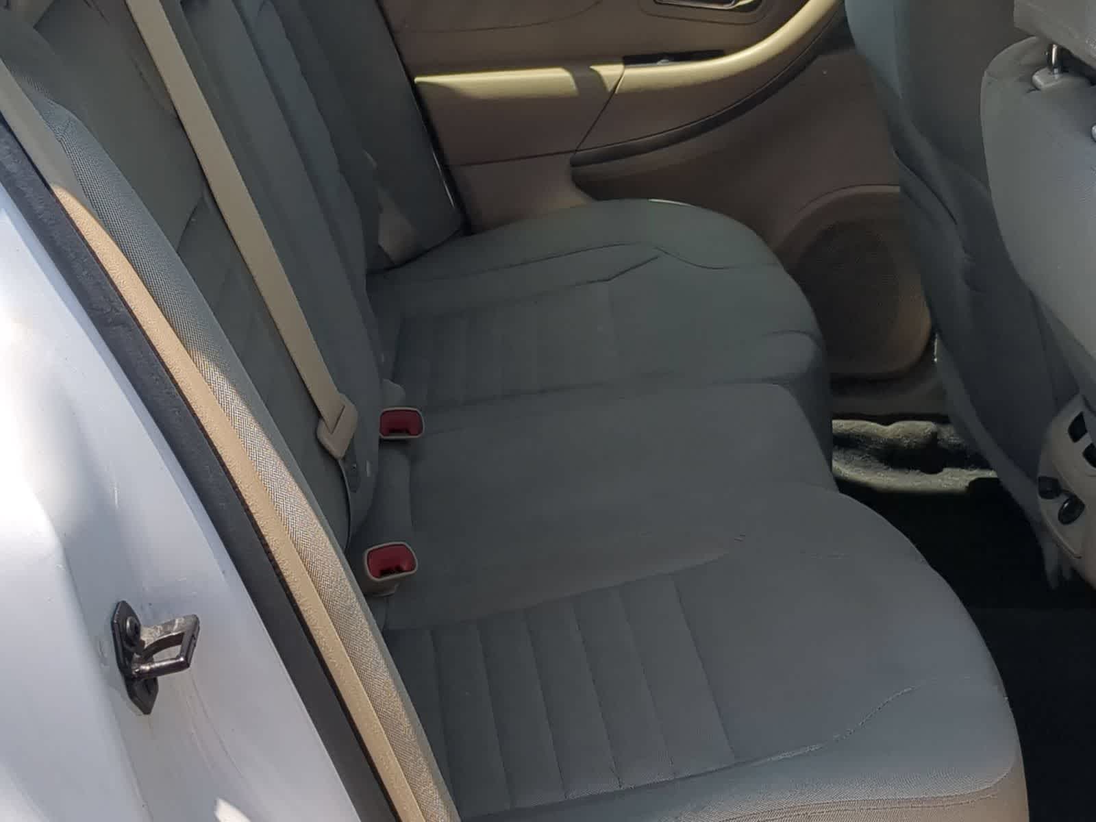 Thumbnail: 2015 Ford Taurus - 20
