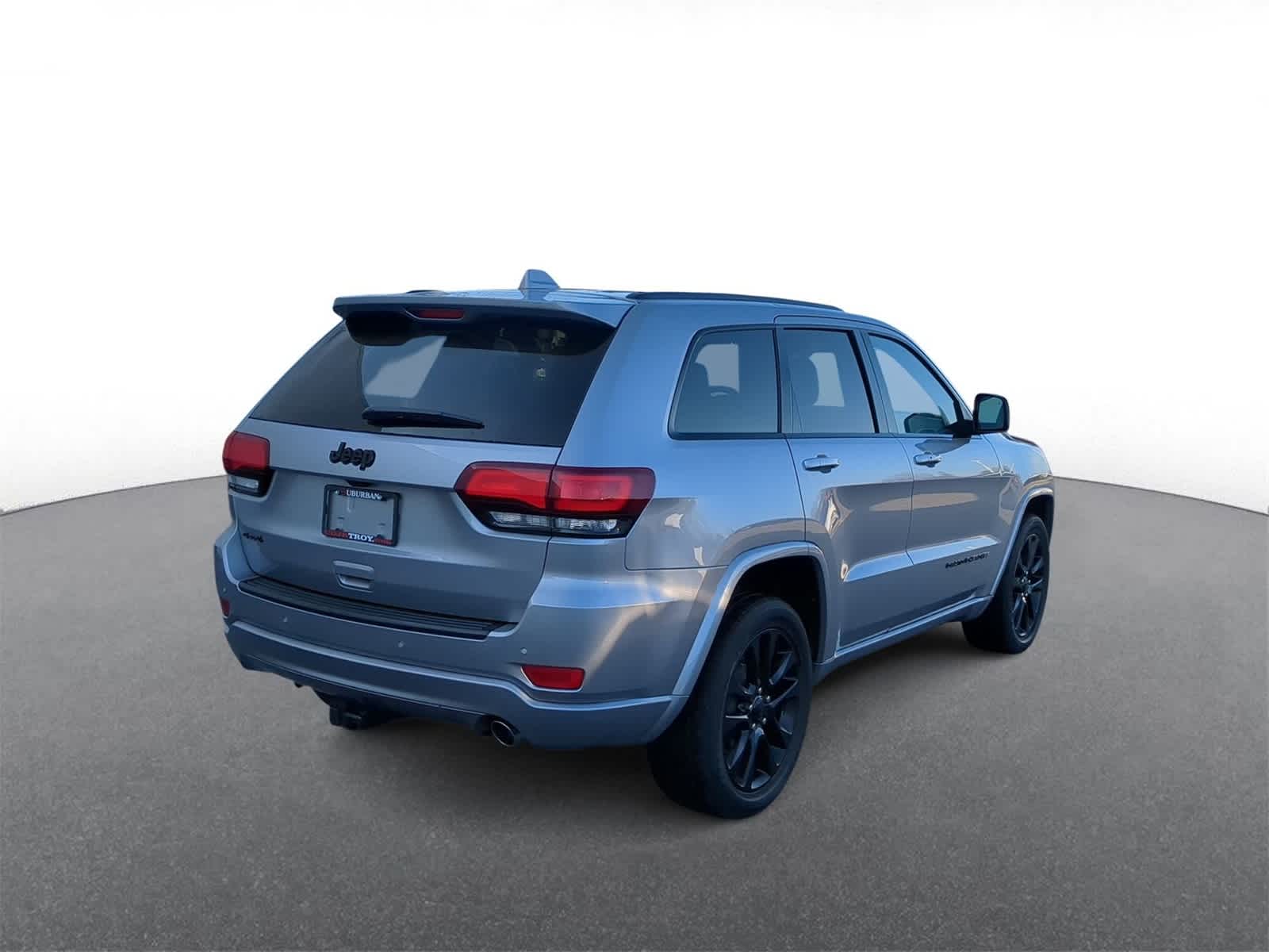 Thumbnail: 2020 Jeep Grand Cherokee - 8
