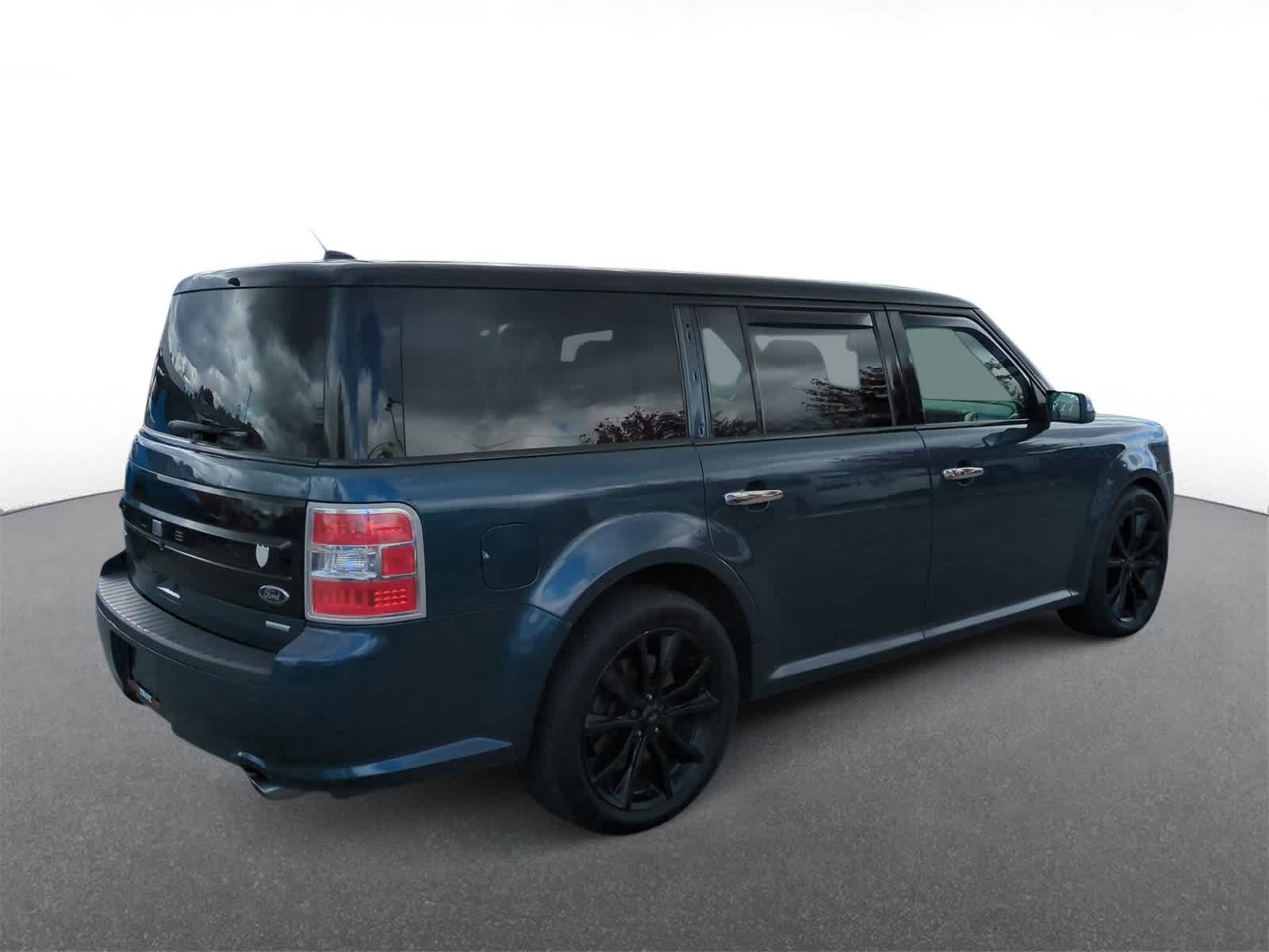 Thumbnail: 2016 Ford Flex - 8