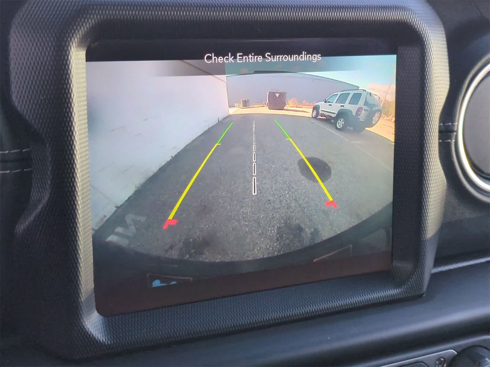 Thumbnail: 2022 Jeep Wrangler - 28