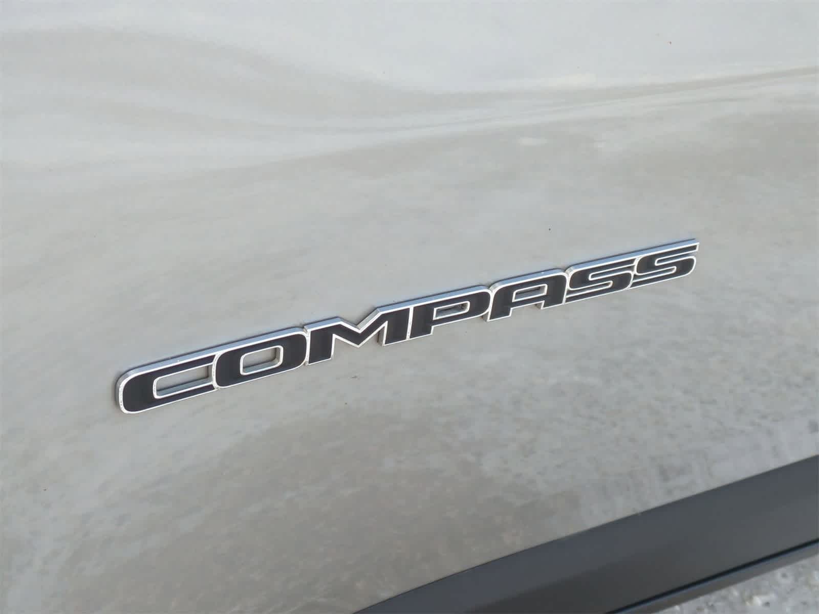 Thumbnail: 2023 Jeep Compass - 13