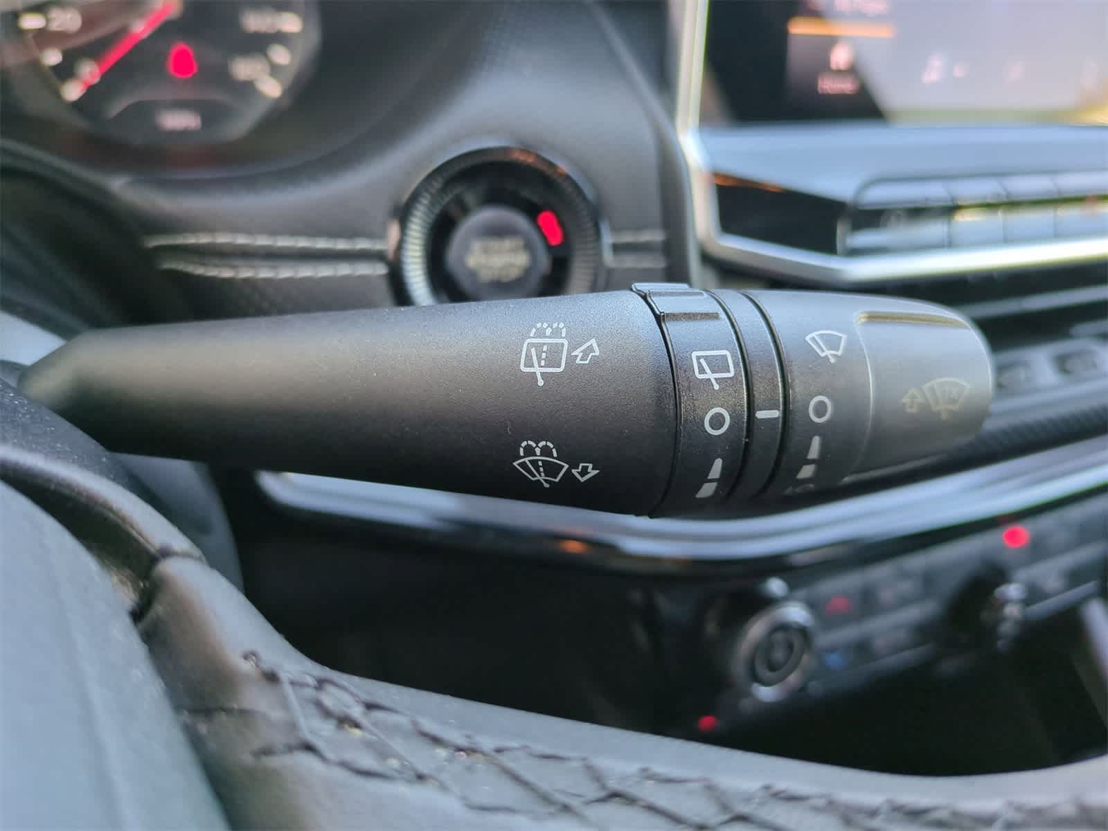 Thumbnail: 2022 Jeep Compass - 25