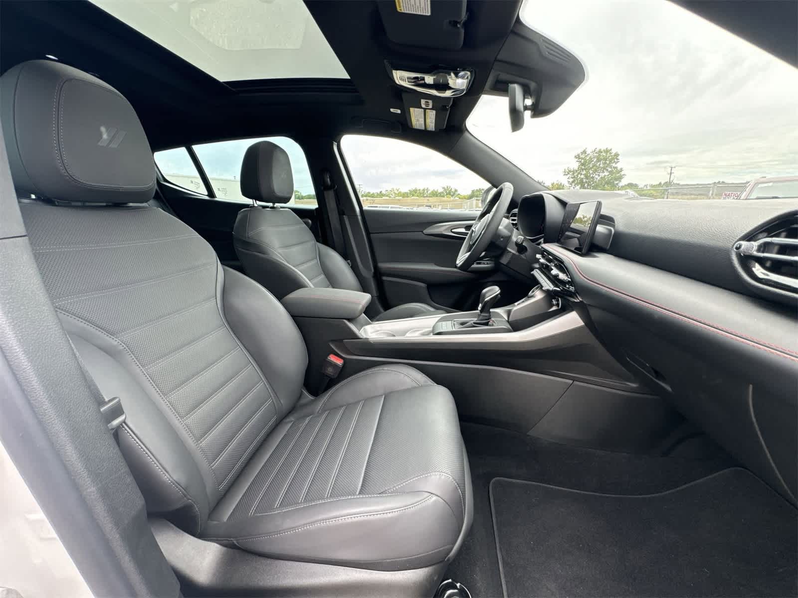 Thumbnail: 2024 Dodge Hornet - 24