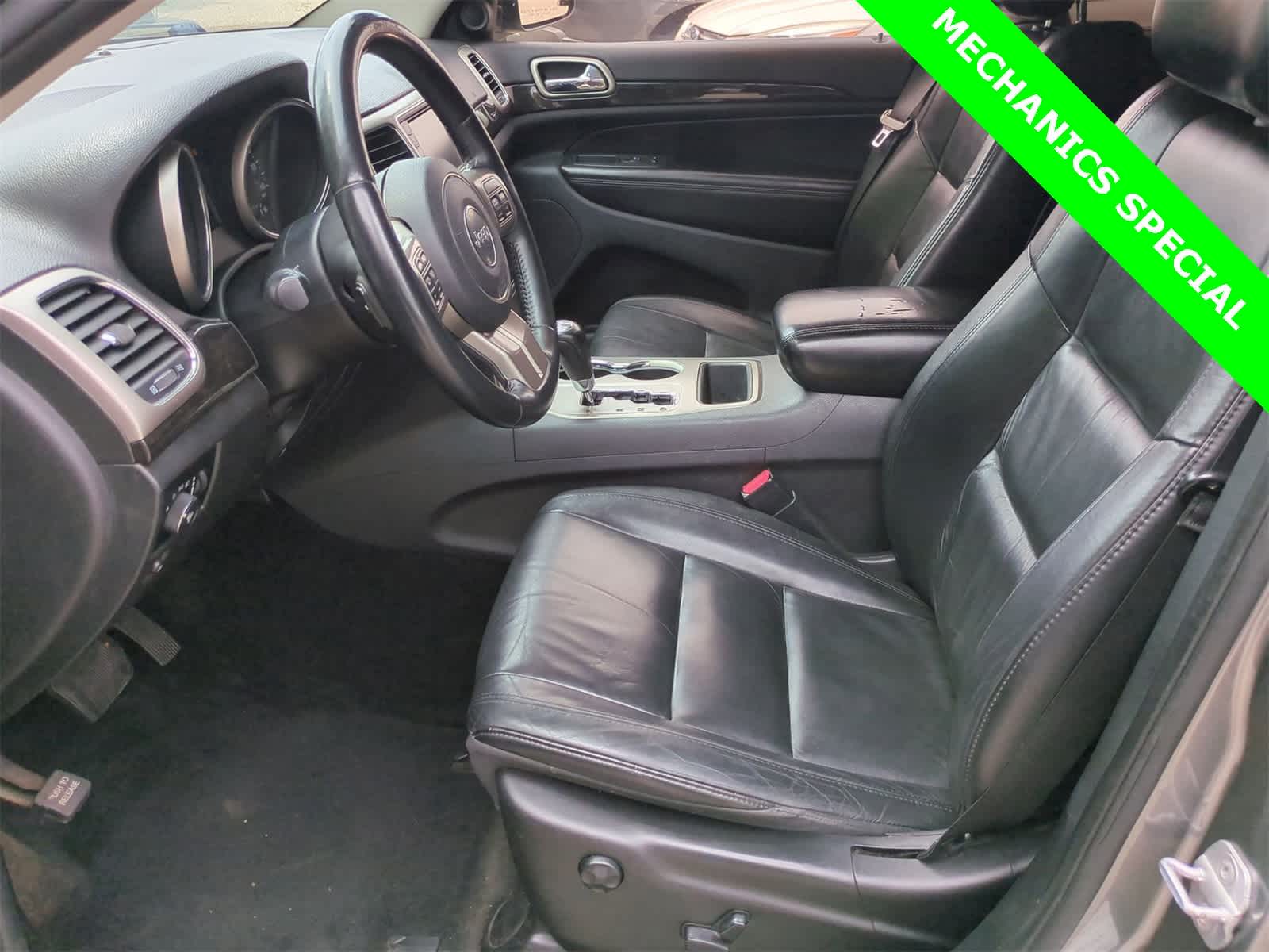 Thumbnail: 2013 Jeep Grand Cherokee - 15