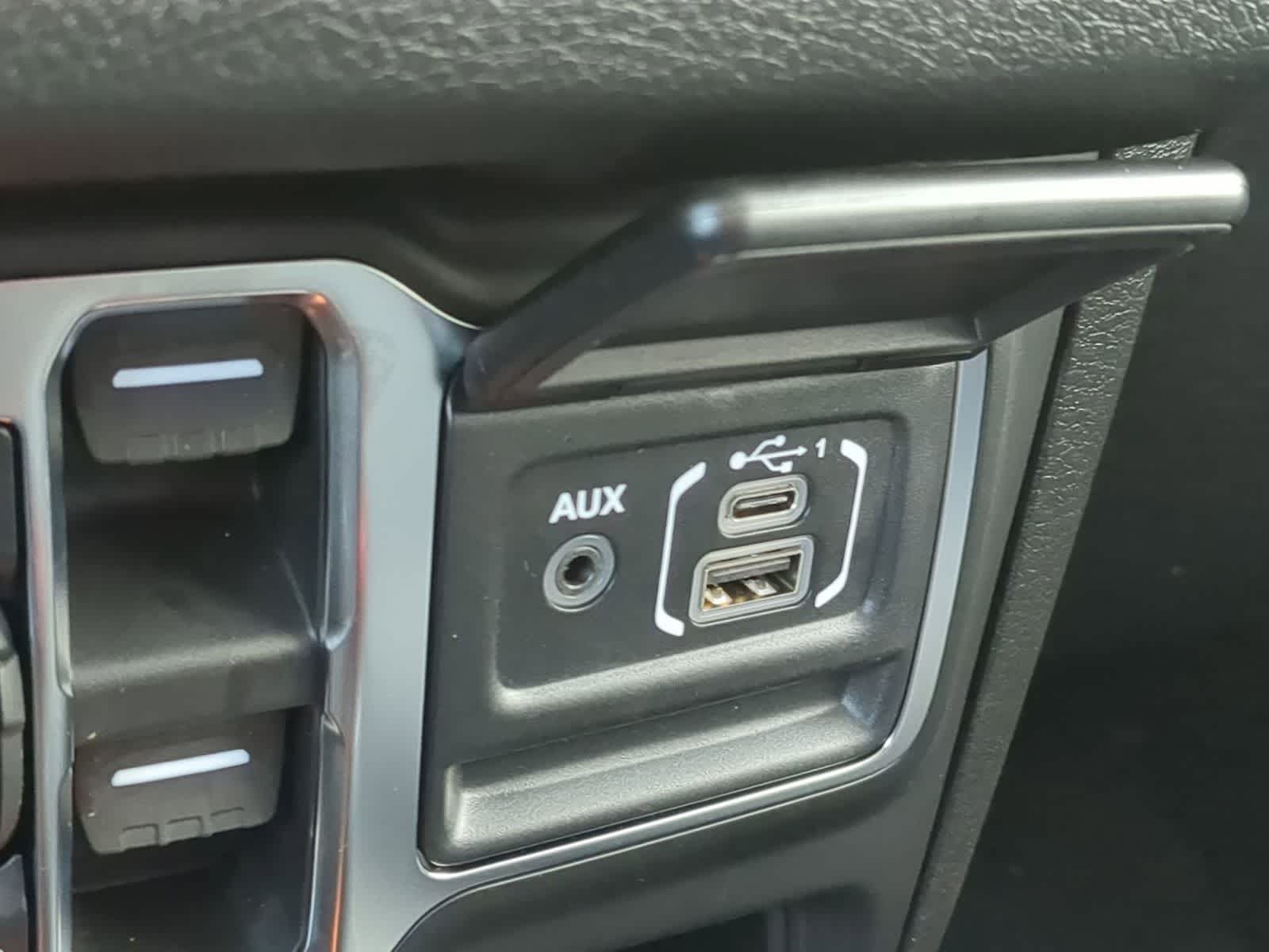 Thumbnail: 2026 Jeep Wrangler - 35