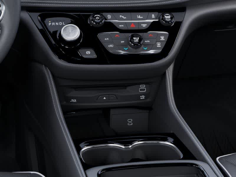 Thumbnail: 2026 Chrysler Pacifica - 24