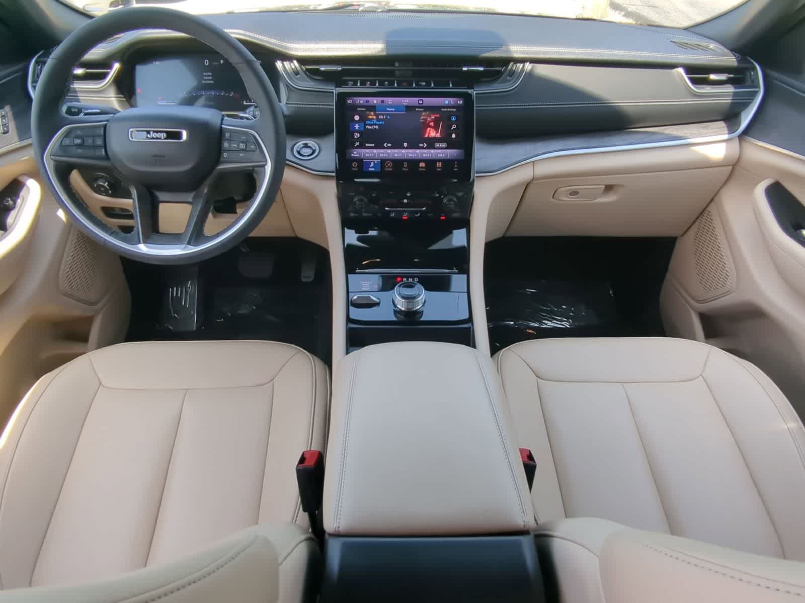 Thumbnail: 2024 Jeep Grand Cherokee - 15