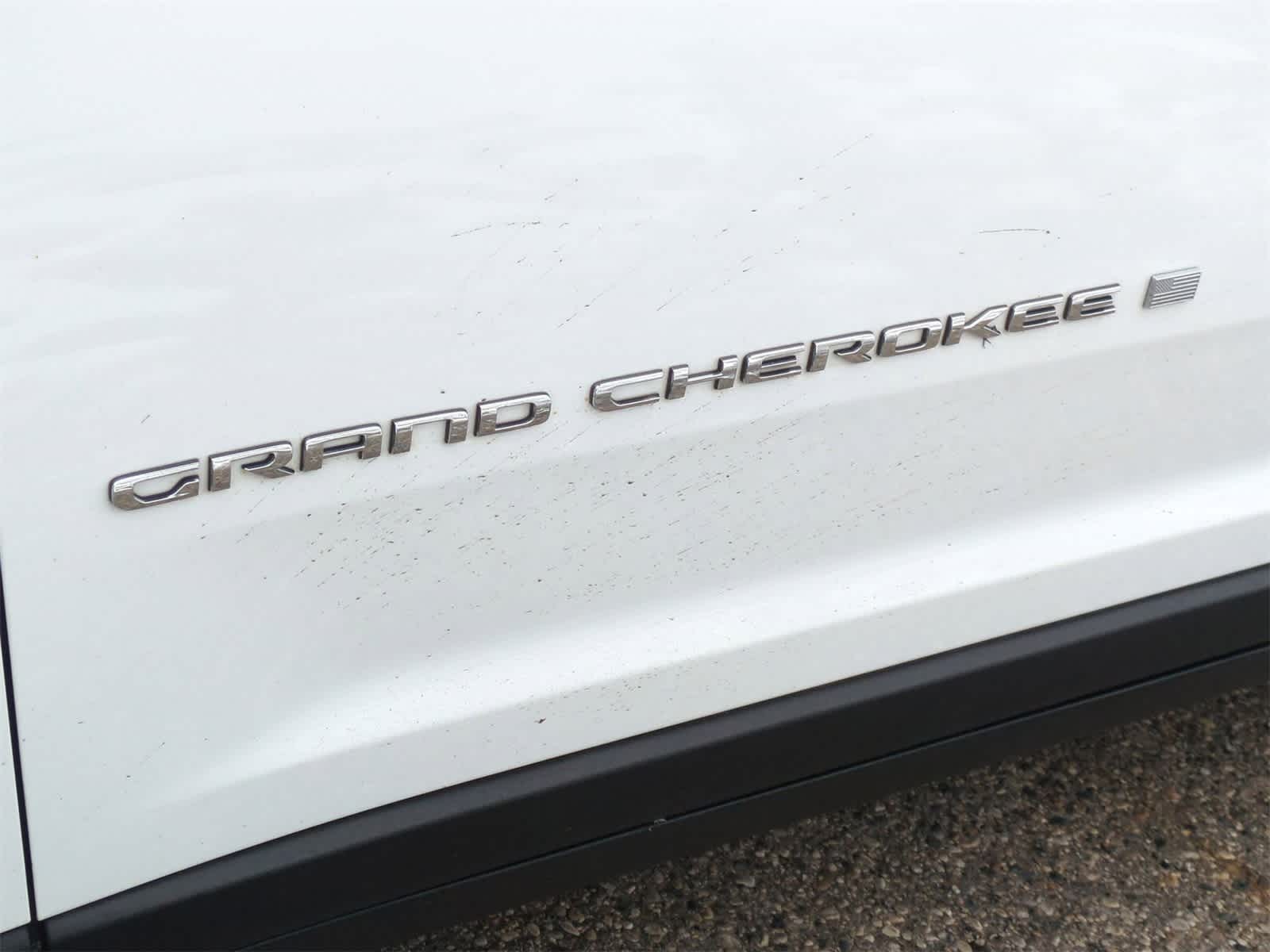 Thumbnail: 2023 Jeep Grand Cherokee - 13