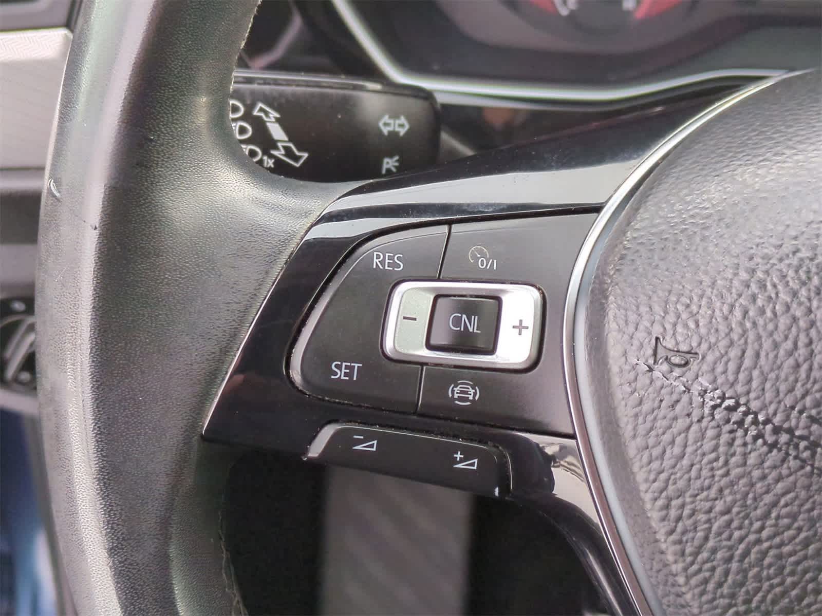 Thumbnail: 2020 Volkswagen Jetta - 24