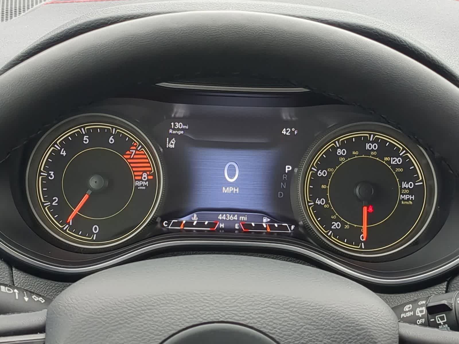 Thumbnail: 2022 Jeep Cherokee - 32