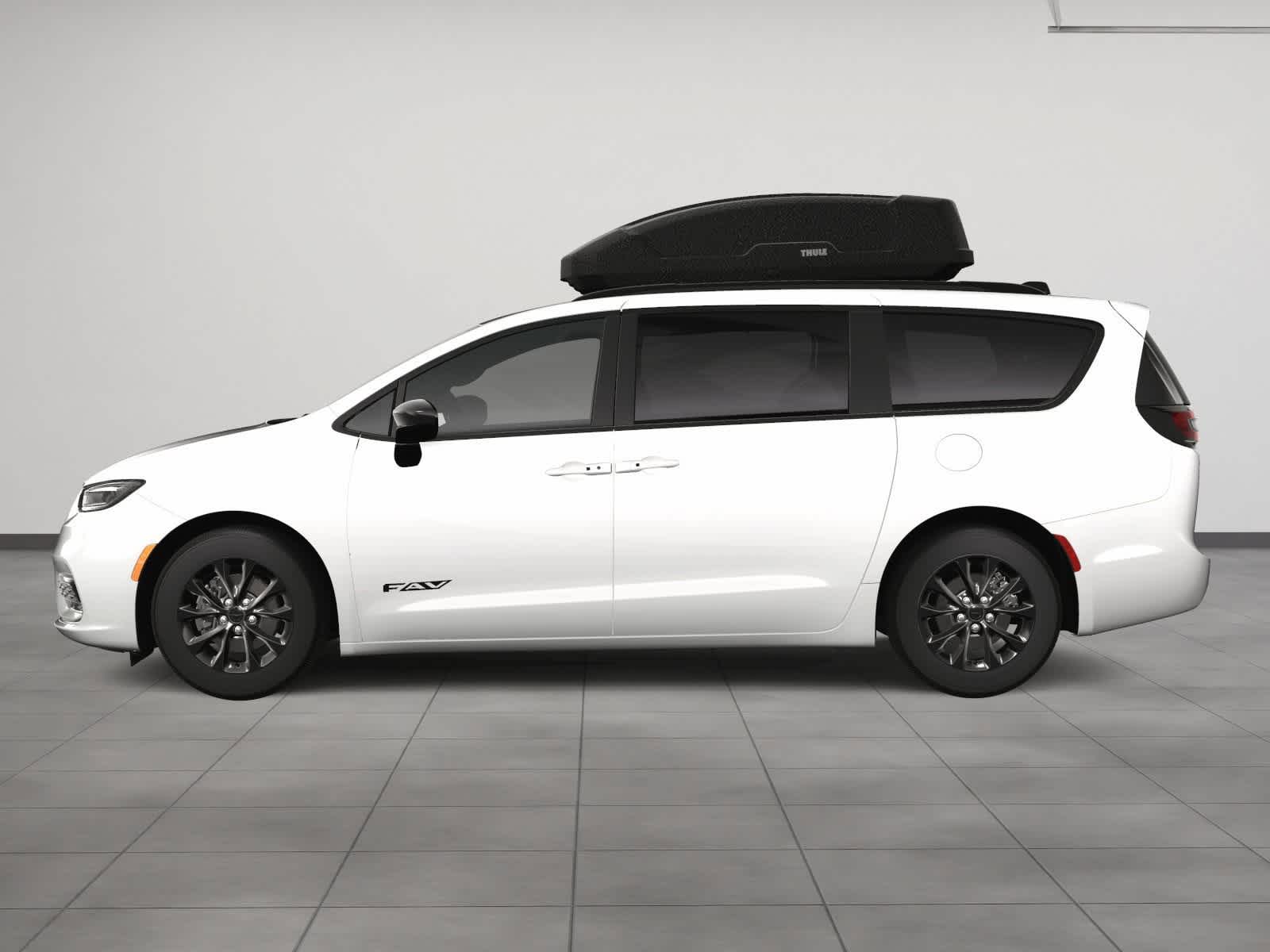 Thumbnail: 2025 Chrysler Pacifica - 3