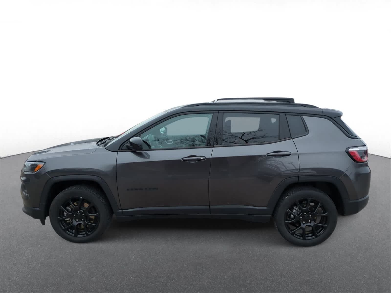 Thumbnail: 2023 Jeep Compass - 5