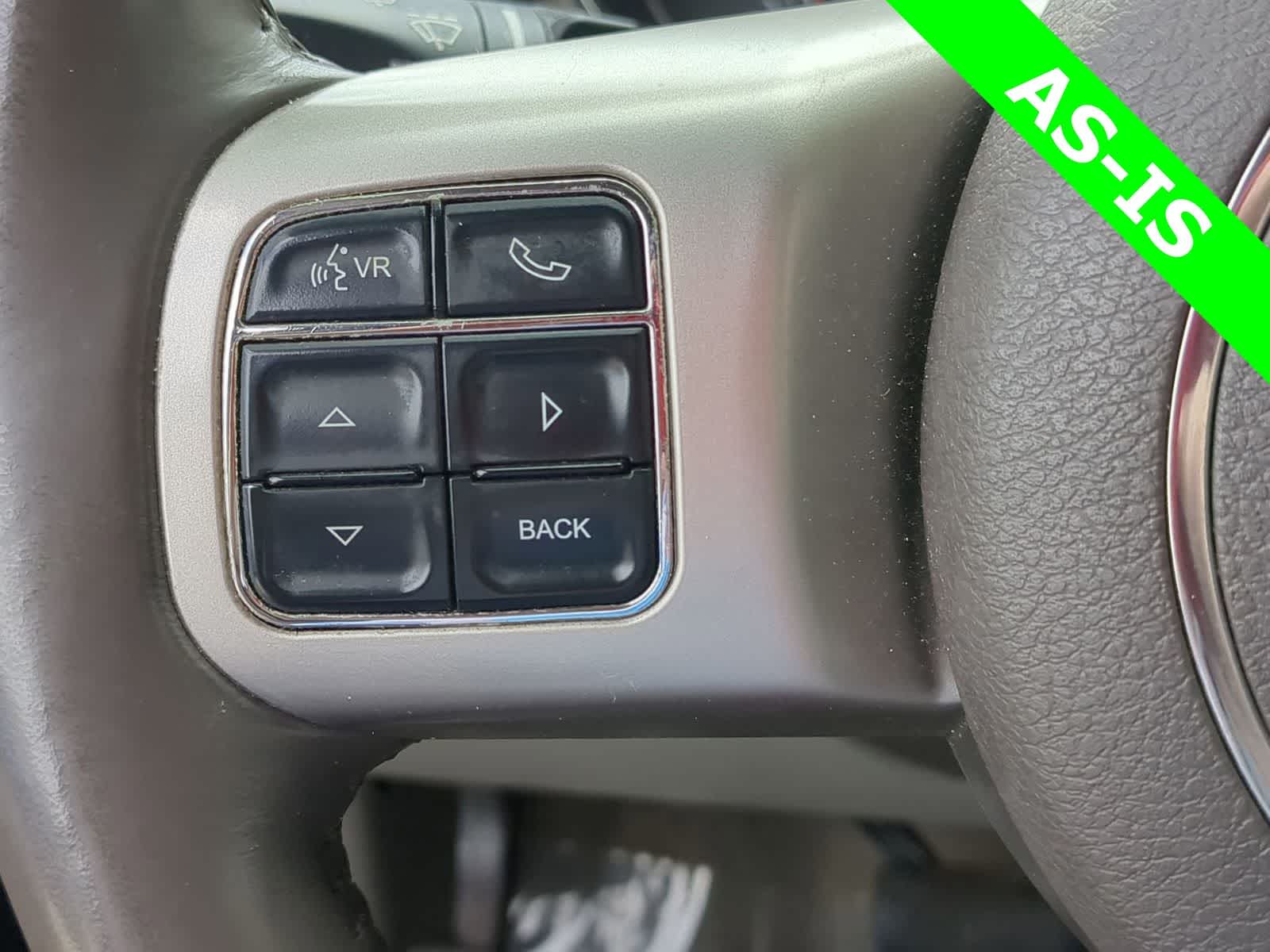 Thumbnail: 2011 Jeep Grand Cherokee - 23