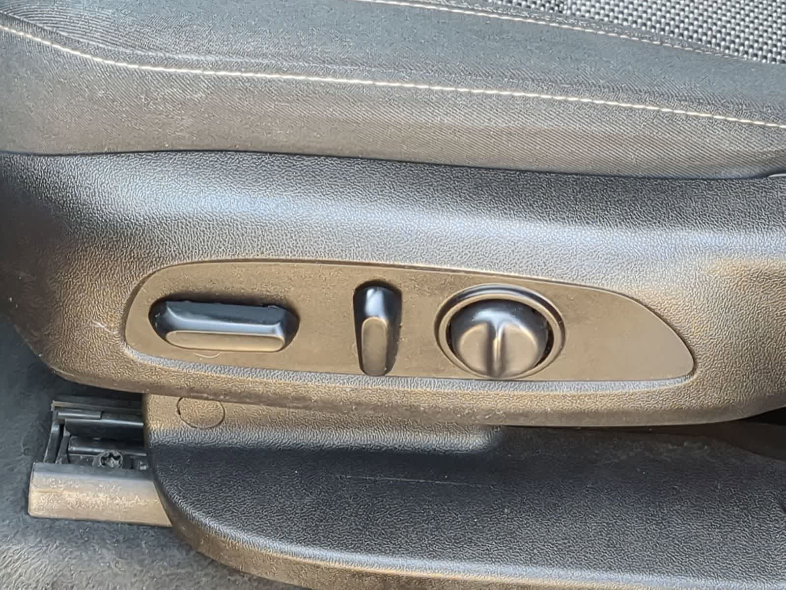 Thumbnail: 2018 Chevrolet Traverse - 17