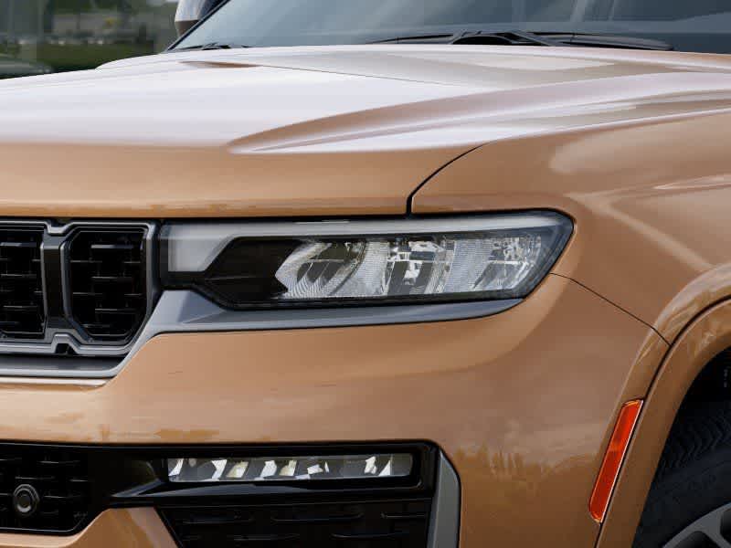 Thumbnail: 2026 Jeep Grand Cherokee - 10