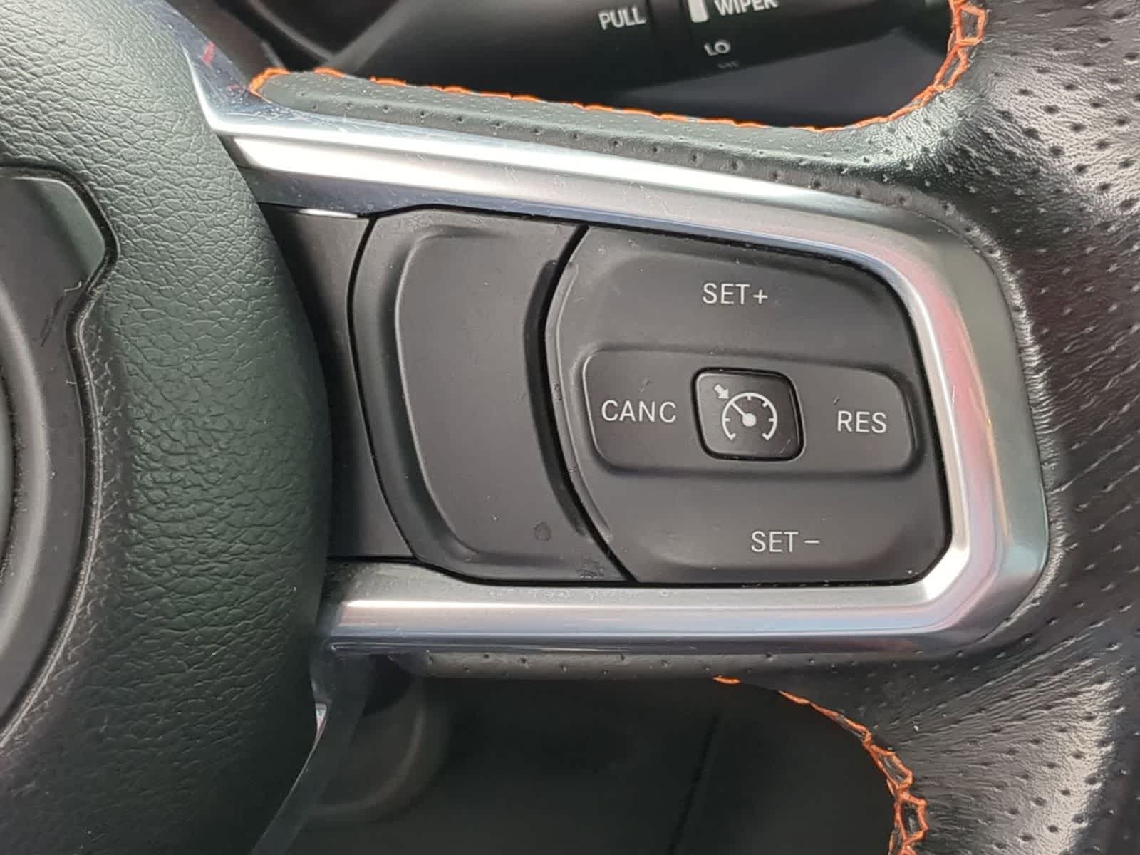 Thumbnail: 2022 Jeep Gladiator - 24