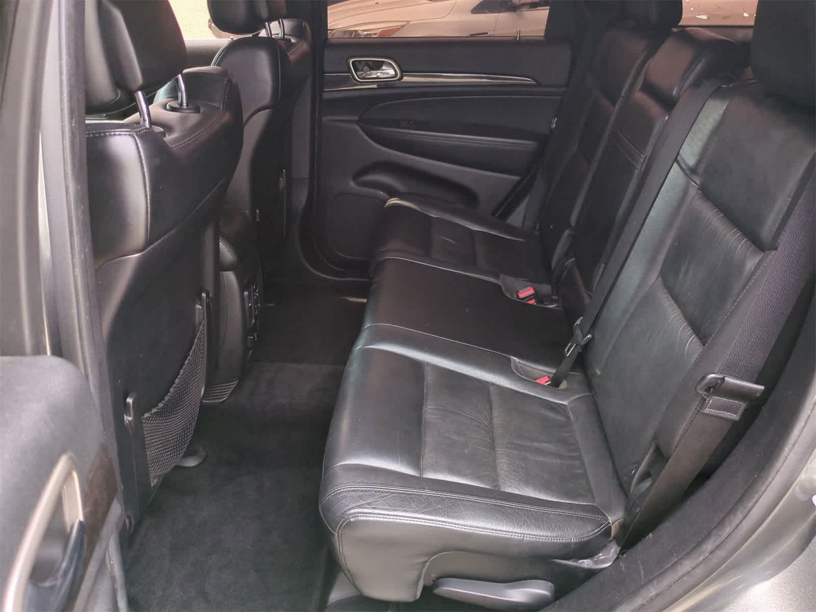 Thumbnail: 2013 Jeep Grand Cherokee - 18